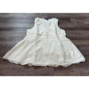 Shein Womens White Eyelit Fabric Size Medium Tank Blouse N6